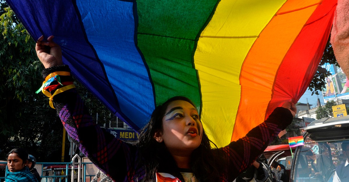 هل من غير القانوني أن تكون مثلي الجنس في الصين