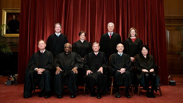 Photo shows the justices of the U.S. Supreme Court in 2021, including retiring Justice Stephen Breyer.