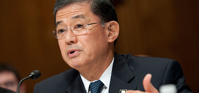 Eric shinseki 2020 picture