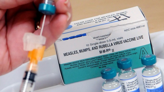 Fotó: Kanyaró, mumpsz és rubeola vakcina, Orange County Health Department, Orlando, Florida