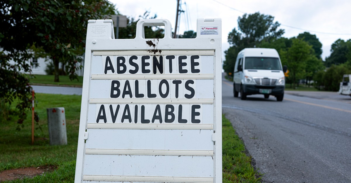 FT_20.09.29_AbsenteeVoting_feature.jpg?w