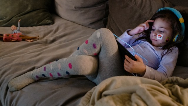 Parents’ views of their young kids’ use of tech, social media during pandemic