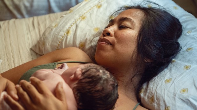 Residence births rose 19% in 2020 as COVID-19 hit U.S.