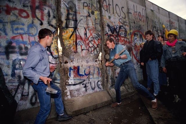 Demolishing The Berlin Wall