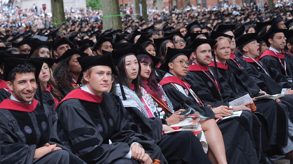 SR_25.09.17_international-students_featured