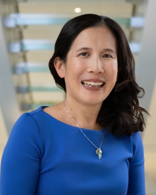 Download Eileen Yam's photo