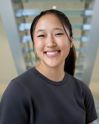 Download Eugenie Park's photo