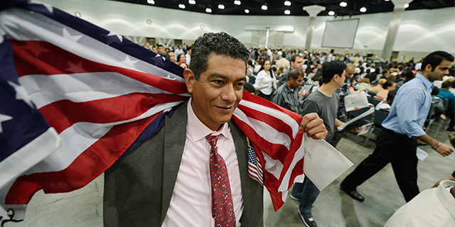 Mexicans Among Least Likely Immigrants to Become American Citizens | Pew  Research Center